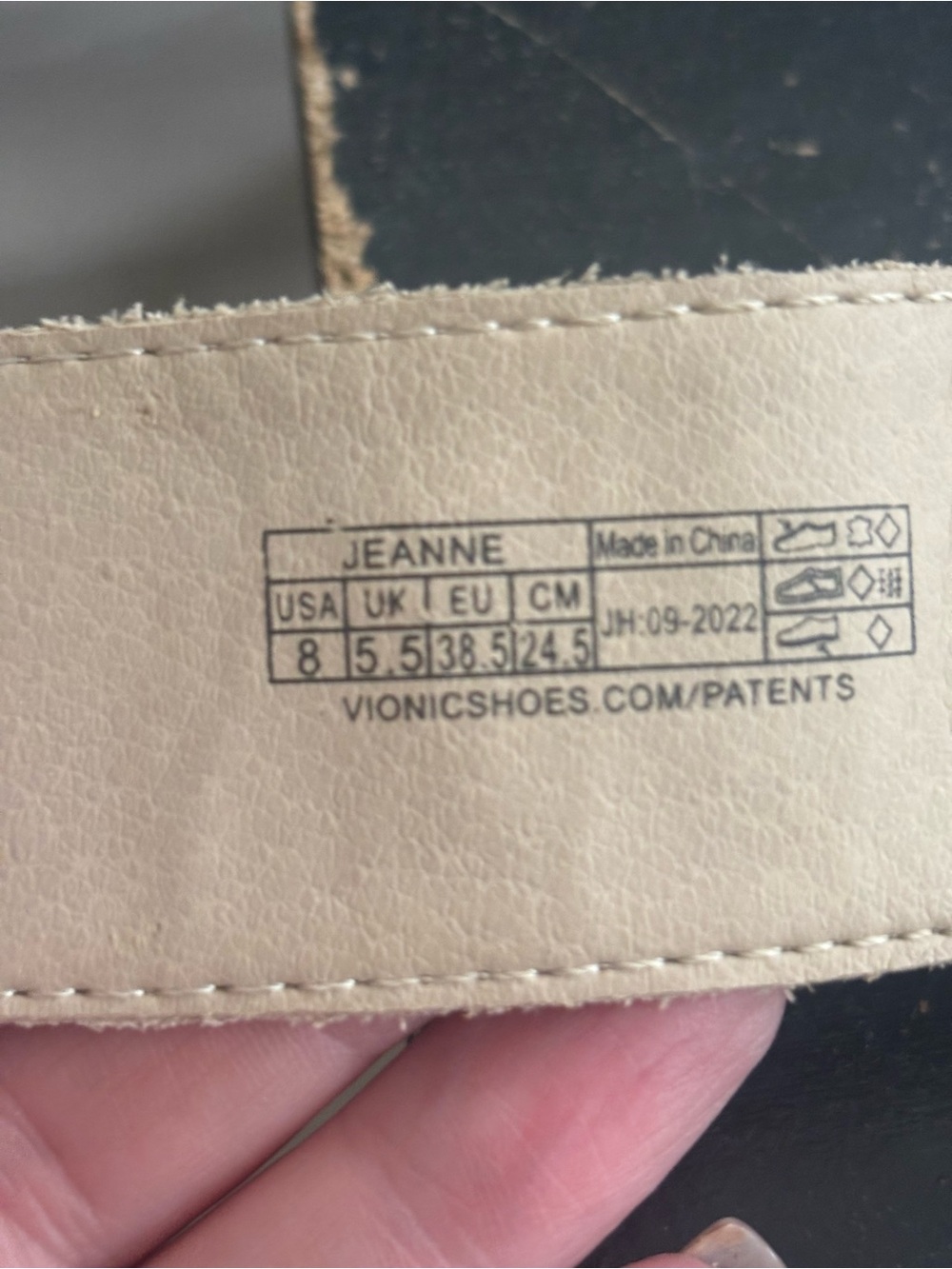 Vionic sandals size 8 - Picture 5 of 5